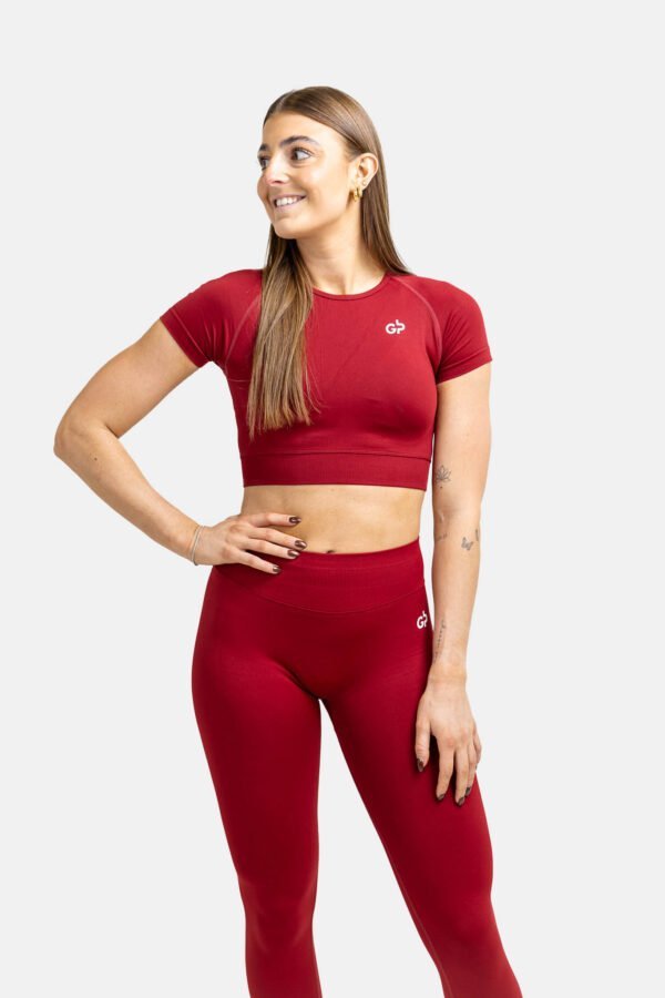 Effortless Contour Crop – Deep Red